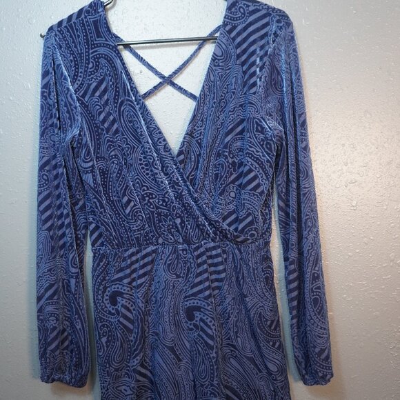 Ecoté Women Velvet Long Sleeve Faux Wrap Elastic Waist Shorts Romper Size Small - Picture 1 of 6